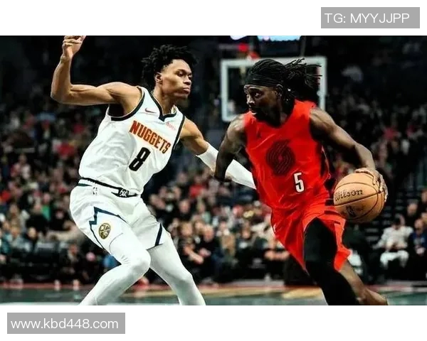 卡马拉谈霍勒迪：看他穿上球衣真的很开心，我们就像一家人